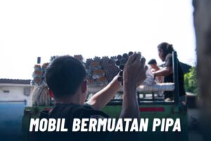 gambar fasilitas mobil bermuatan pipa
