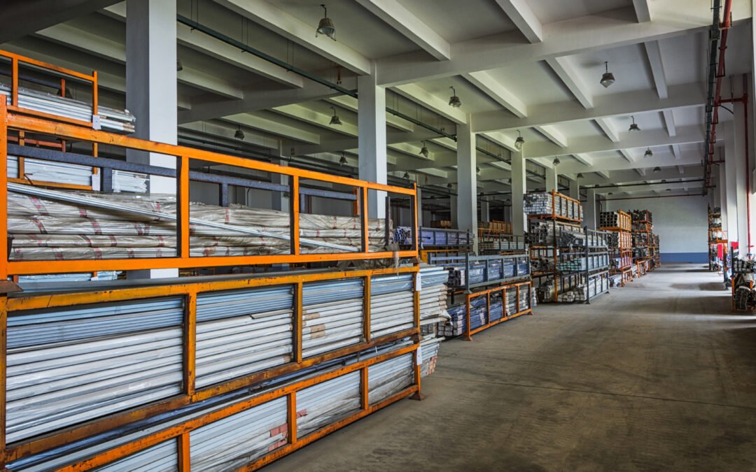 5 Tanda Pabrik Aluminium Terpercaya dan Profesional