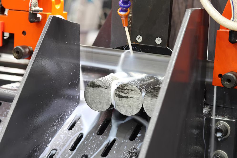 Apa Saja Produk yang Bisa Dipesan Khusus di Pabrik Custom Aluminium?