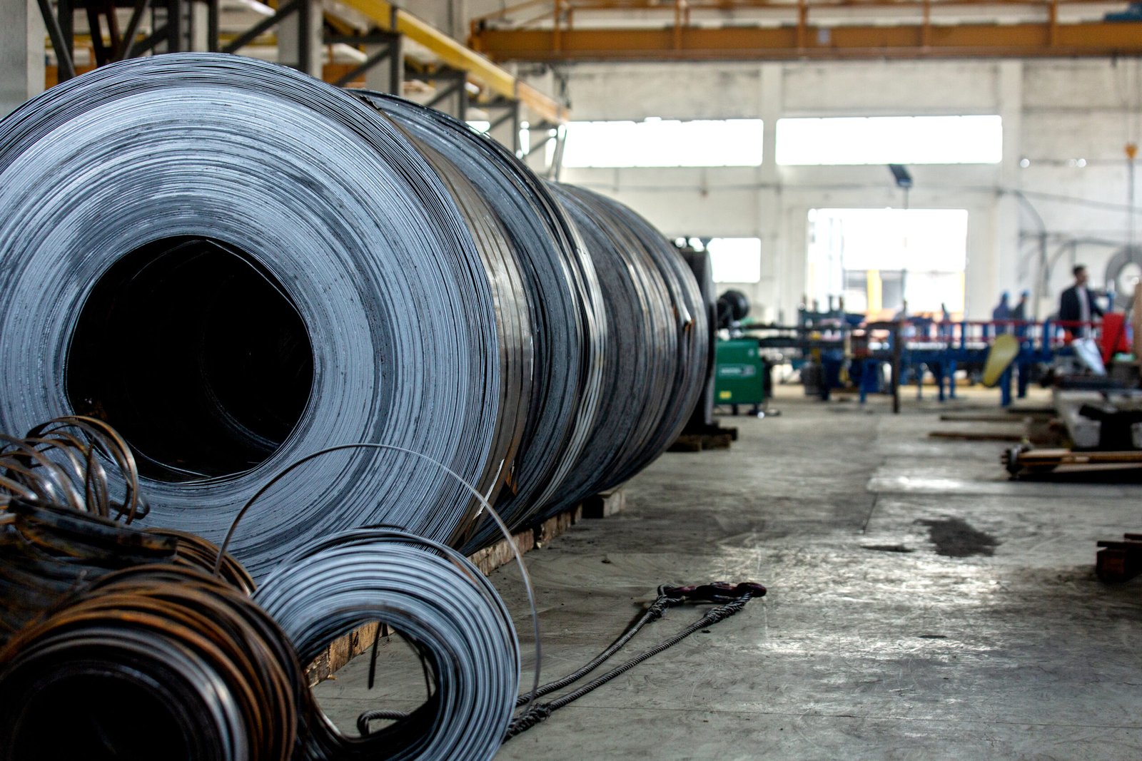 Pembuatan Profil Plat Aluminium di Pabrik Aluminium Indonesia