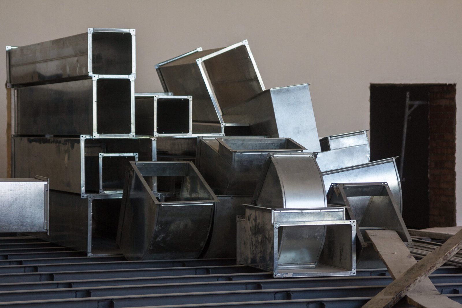 Jaya Abadi Sinar Alumindo Jual Aluminium Extrusion Profile menjual dengan Harga Pabrik