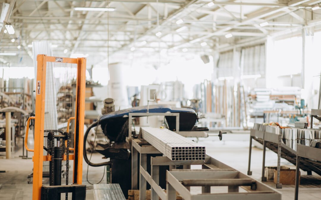 Pabrik Kusen Aluminium Jakarta: Ekonomis untuk Proyek Volume Besar