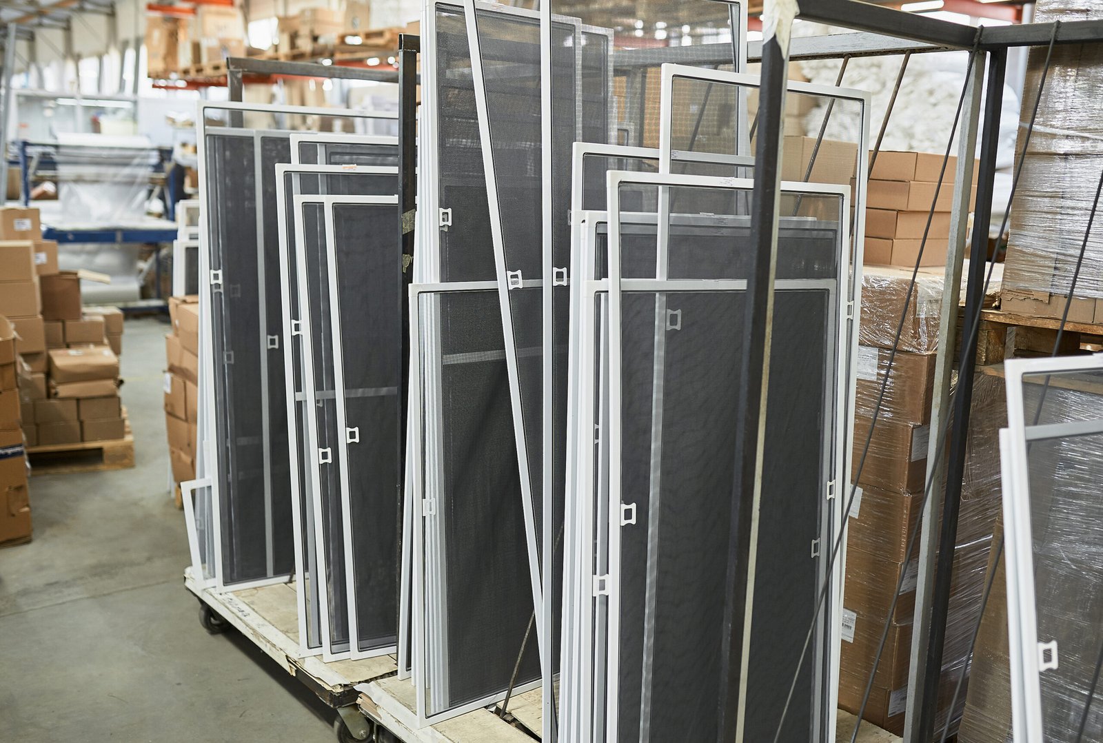 Pabrik aluminium Jaya Abadi Sinar Alumindo Jual Aluminium Custom Rangka Display Pameran