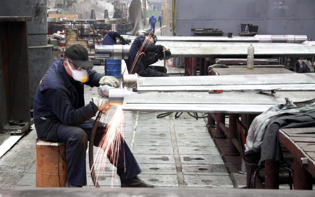 gambar proses produksi oleh manufaktur aluminium kualitas ekspor