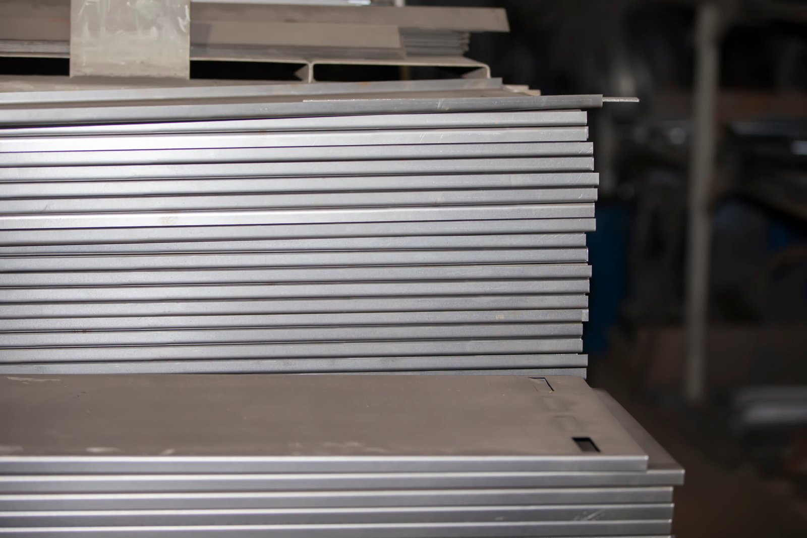 Harga Partisi Aluminium Per Meter 2026 Untuk Estimasi Budget Proyek Gedung Bertingkat