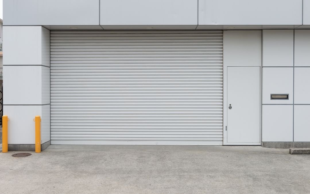 Rolling Door Aluminium Skala Industri Dari Pabrik Aluminium Indonesia